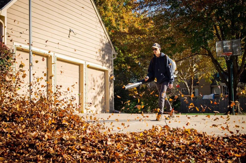 Top-rated lawn care service for beautiful yards in Grandview, MO by Scenic Lawns & Hardscapes