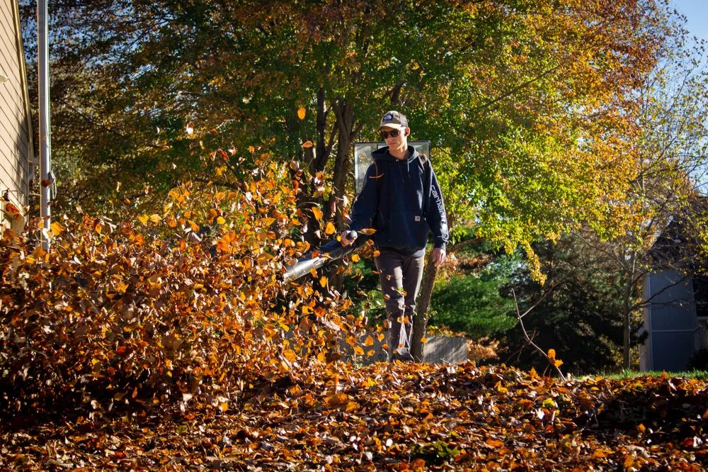 Affordable outdoor landscaping experts serving Grandview, MO - Scenic Lawns & Hardscapes