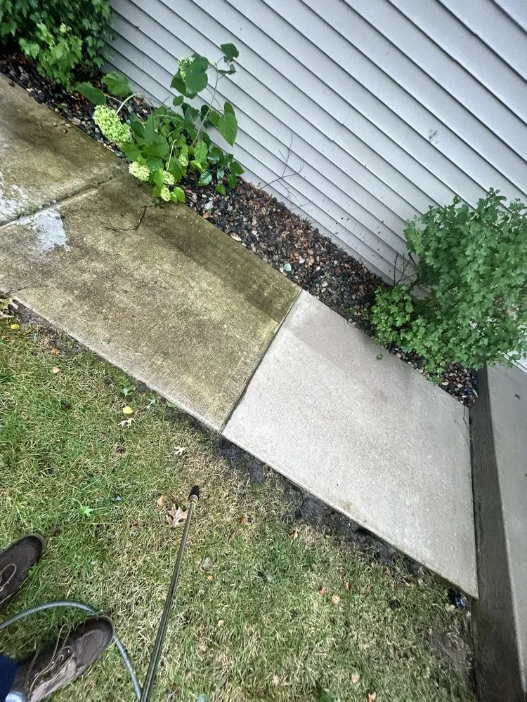 Reliable yard cleanup service near you across Oak Grove, MN - Scenic Shine Services