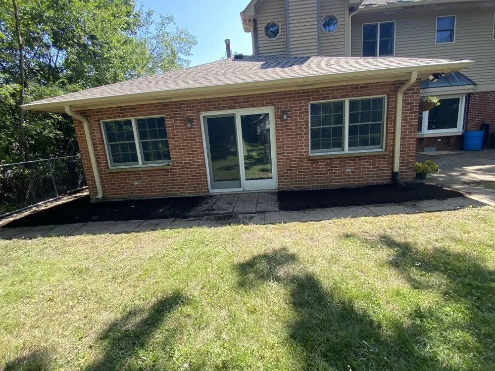Top-rated lawn care service experts serving Village of Lakewood, IL - Scenic View Landscaping