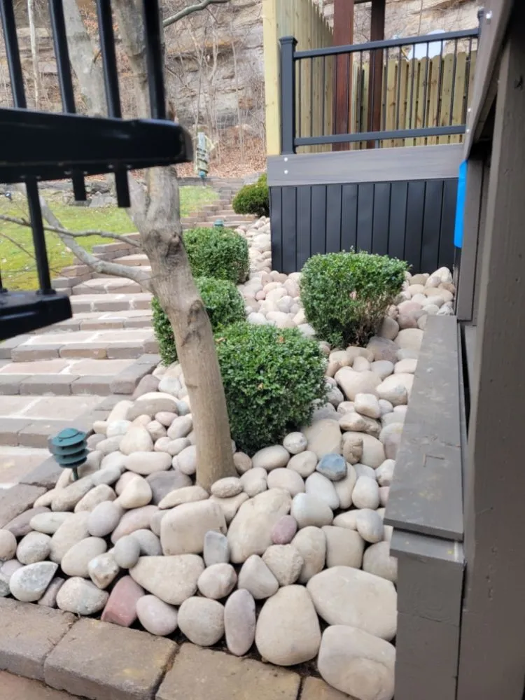 Affordable lawn care service for beautiful yards across Hardinsburg, IN - Schad's Lawn Care