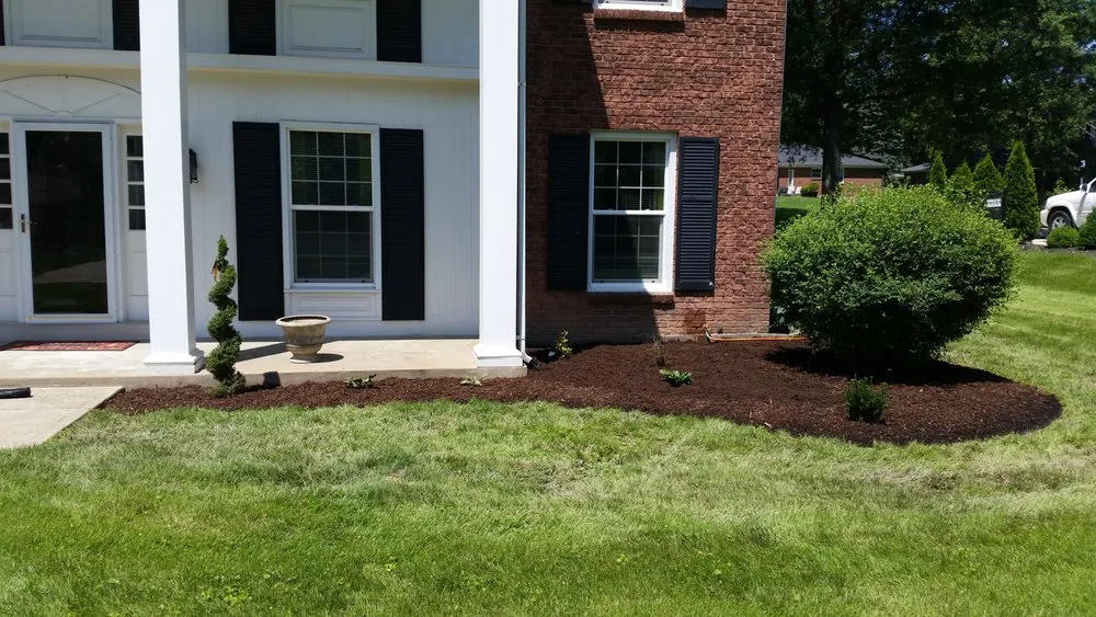 Affordable landscape design for beautiful yards in Herculaneum, MO by Schaper Contracting