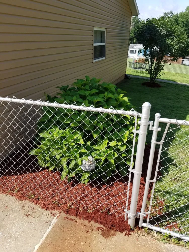 Expert landscaping services in Herculaneum, MO - Schaper Contracting