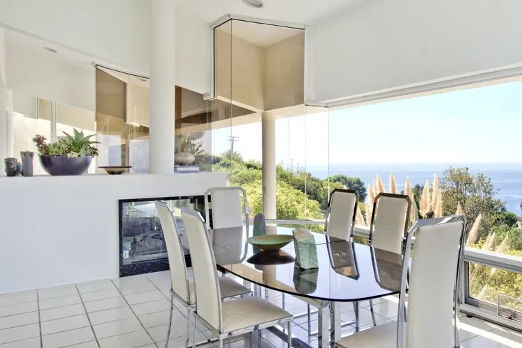 Local yard cleanup service experts serving GRANDE POINTE, FL - SCHEER INTERIOR DESIGN