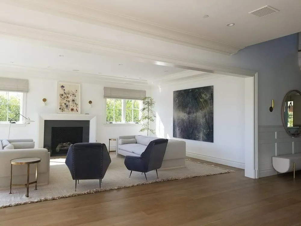 Reliable lawn mowing service with custom design across GRANDE POINTE, FL - SCHEER INTERIOR DESIGN