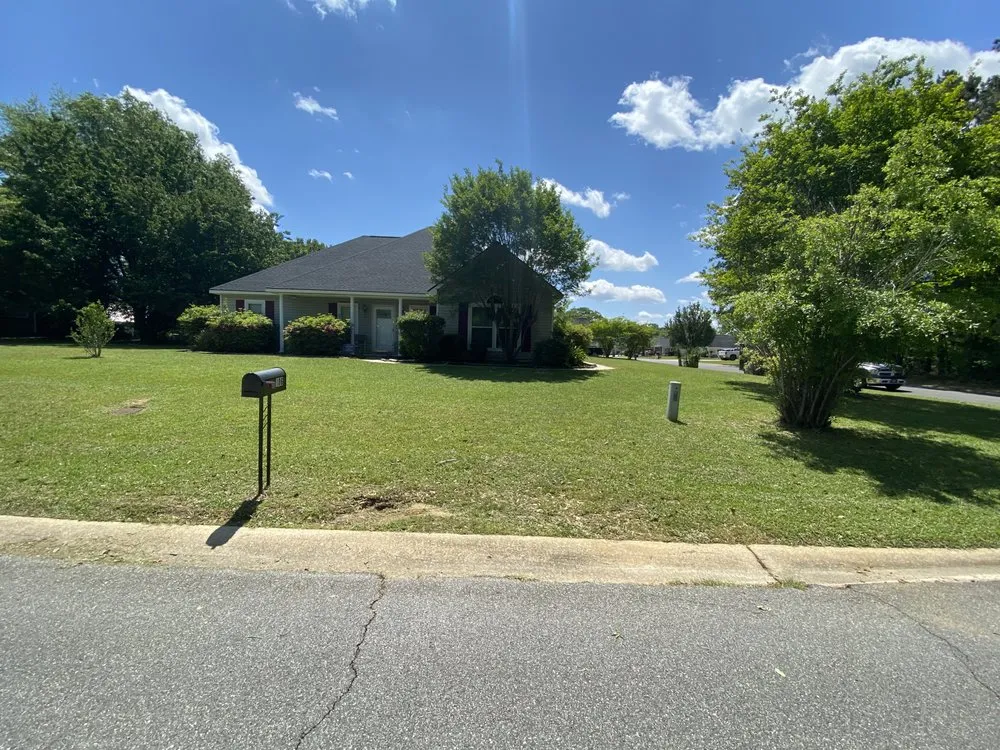 Expert lawn care service in Centerville, GA by Scheffer’s Lawn Care