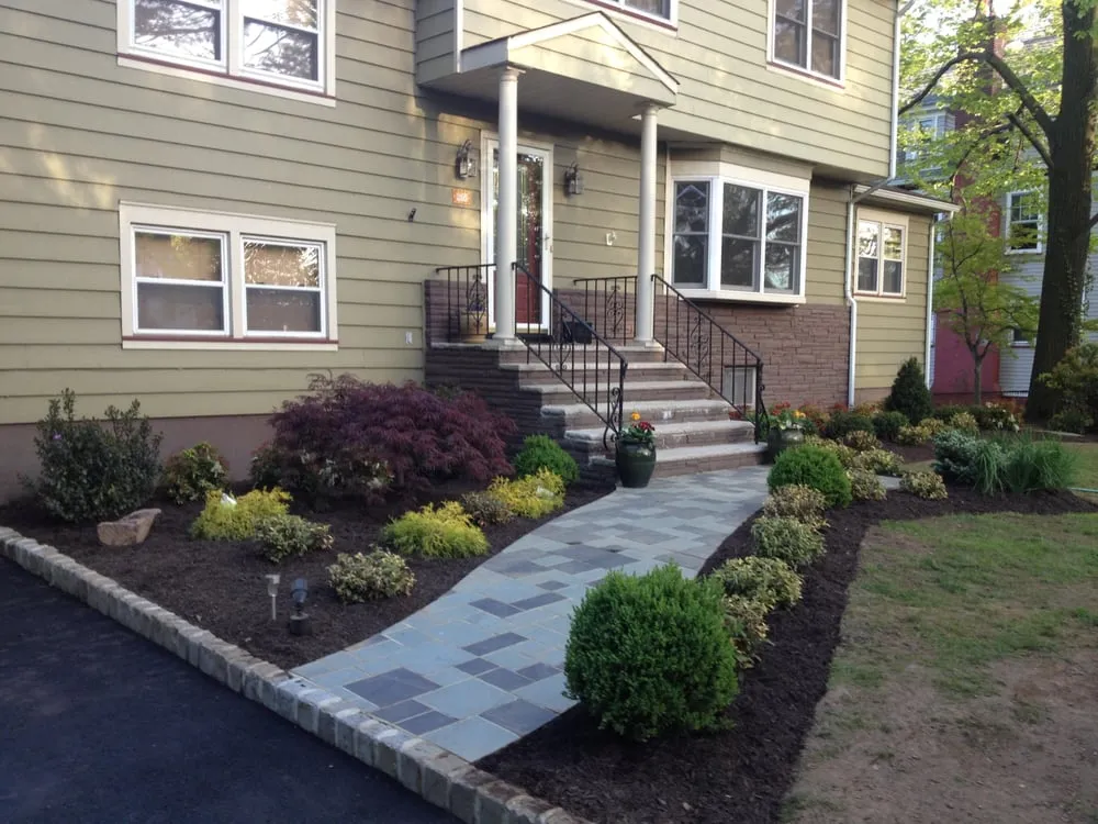 Reliable garden landscaping in Bloomfield, NJ - Schellhorn Ground Services