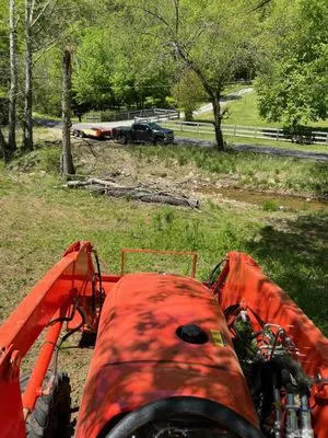 Schemey's Got a Tractor Logo