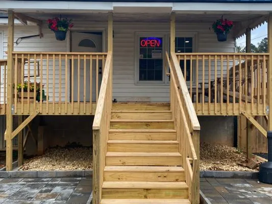 Schlampp Landscape Supply Logo