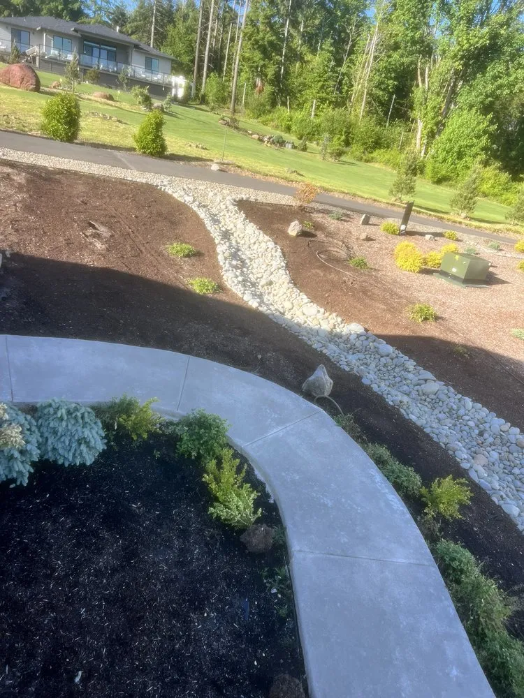Local garden landscaping for homes in Woodland, WA by Schlappi Construction