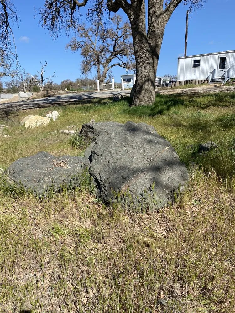 Local landscape design in Atascadero, CA by Schlegel Sand and Gravel