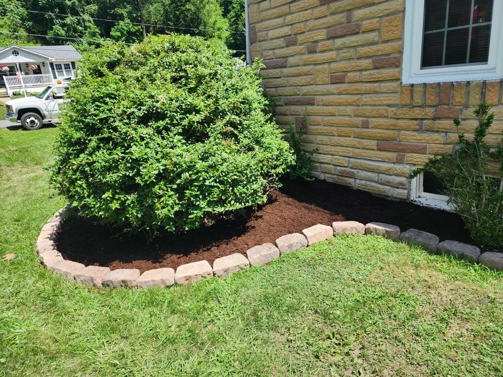 Expert lawn mowing service in Lewistown, PA by Schlegel's Lawn & Garden