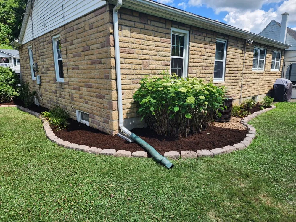 Affordable yard maintenance experts serving Lewistown, PA - Schlegel's Lawn & Garden