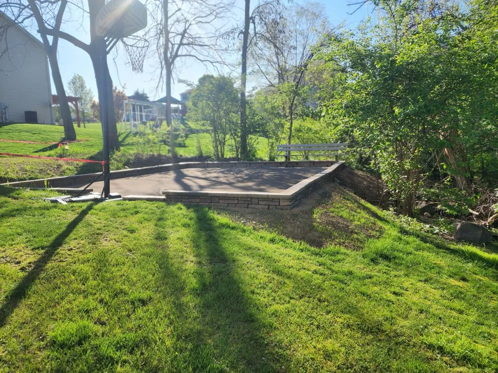 Expert residential landscaping experts serving Lewistown, PA - Schlegel's Lawn & Garden