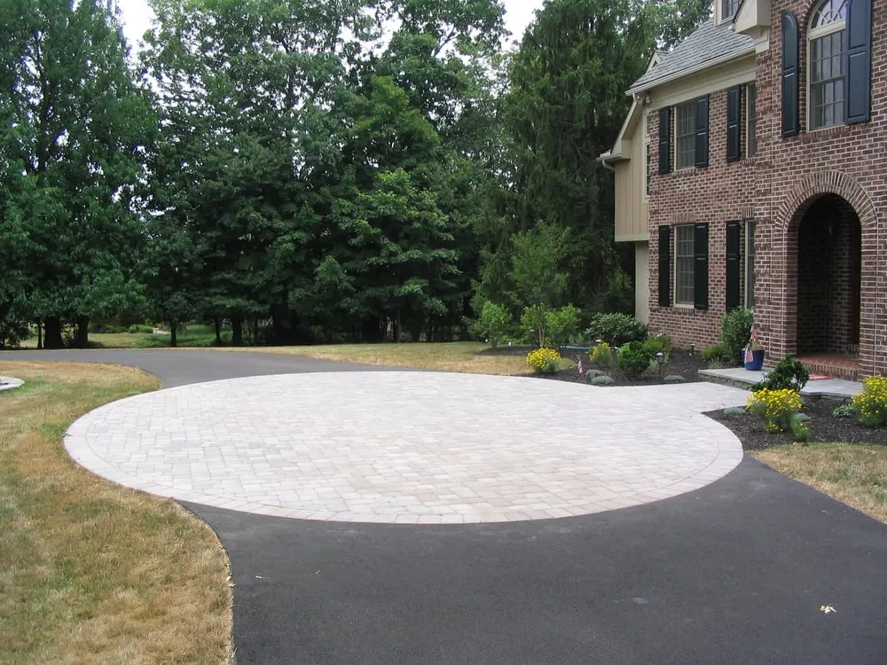 Reliable lawn mowing service in Dresher, PA - Schmidt's Nurseries