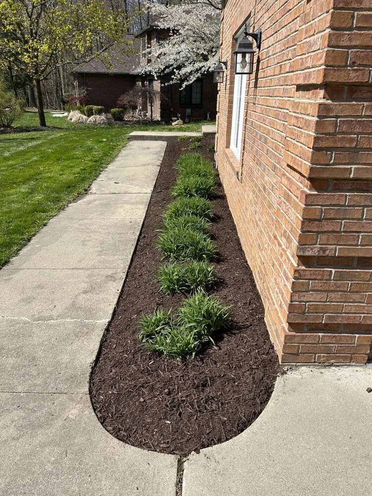 Trusted lawn care service experts serving Waterford, MI - Schmidty’s Landscaping