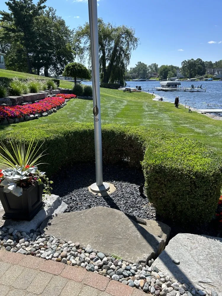 Professional lawn mowing service in Waterford, MI - Schmidty’s Landscaping