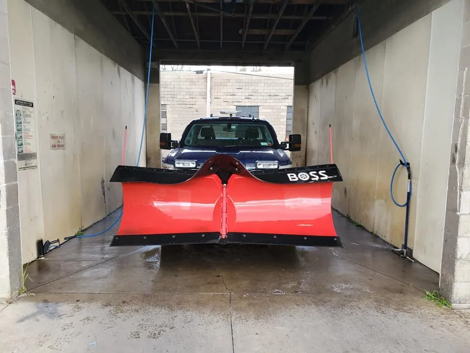 Trusted yard cleanup service in Buffalo, NY - Schmidty's Lawn Care