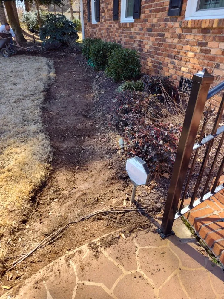 Affordable yard cleanup service with custom design across Hartwell, GA - Schnieder Services