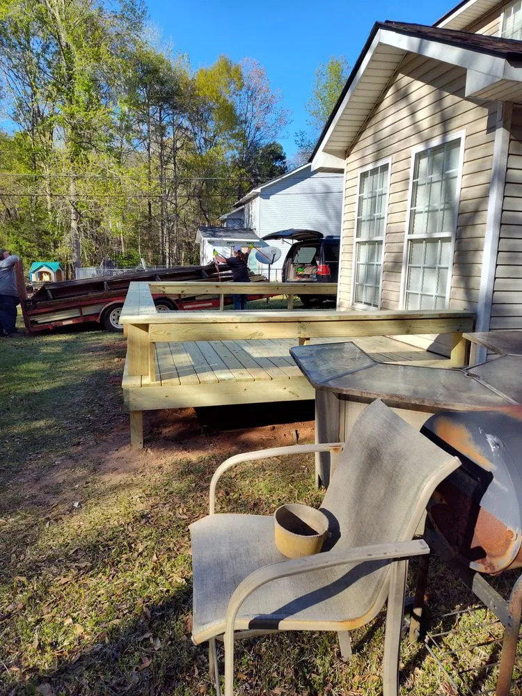 Custom landscaping services experts serving Hartwell, GA - Schnieder Services