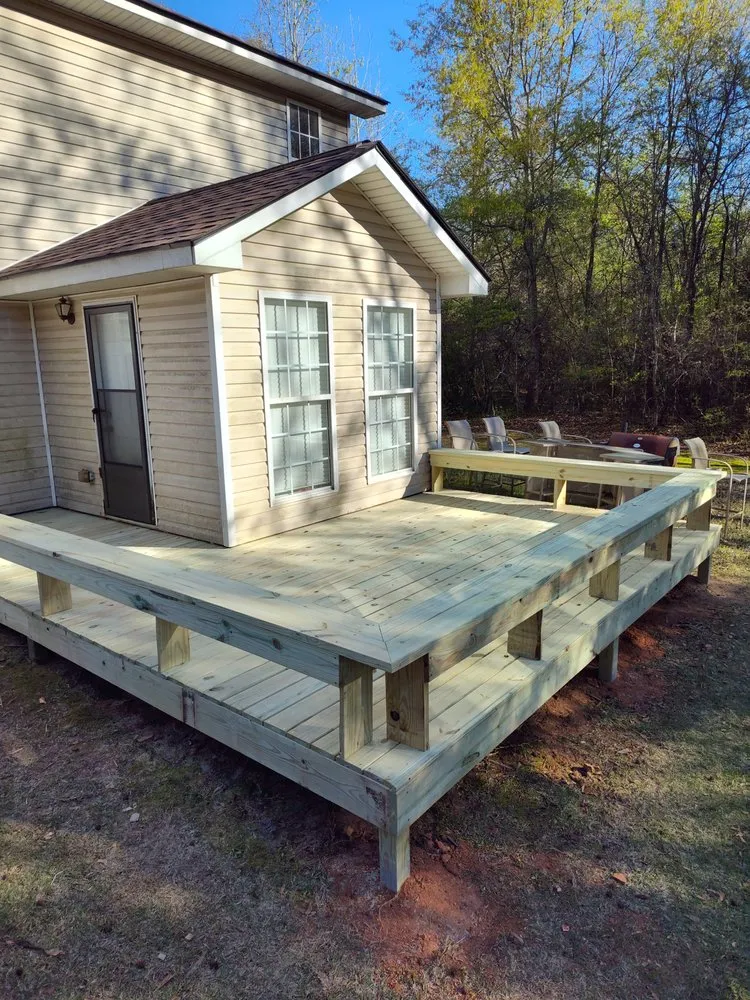 Professional landscaping services experts serving Hartwell, GA - Schnieder Services