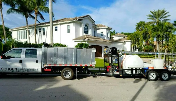 Schoen Property Specialist Logo