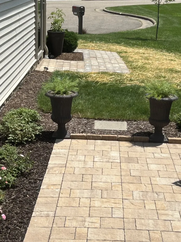 Custom landscape installation experts serving Dover, OH - Schoenbrunn Landscaping