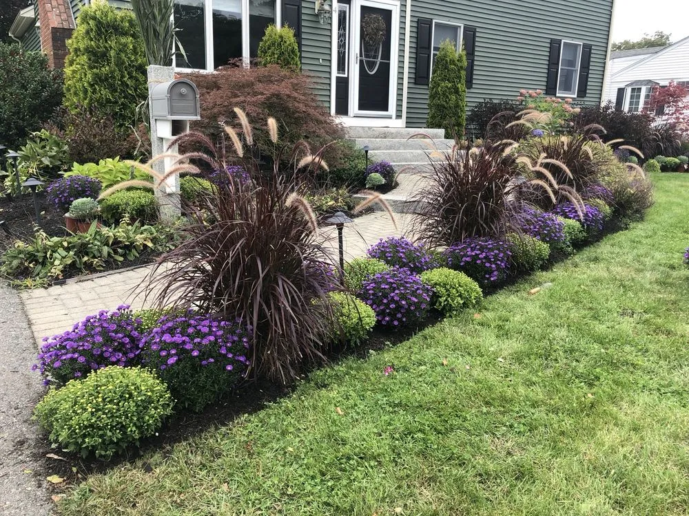 Custom garden landscaping near you in Newton, NH by Schulte
