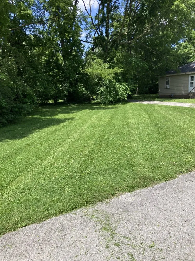 Custom lawn care service for homes across Hopkinsville, KY - SCMC Lawn Services