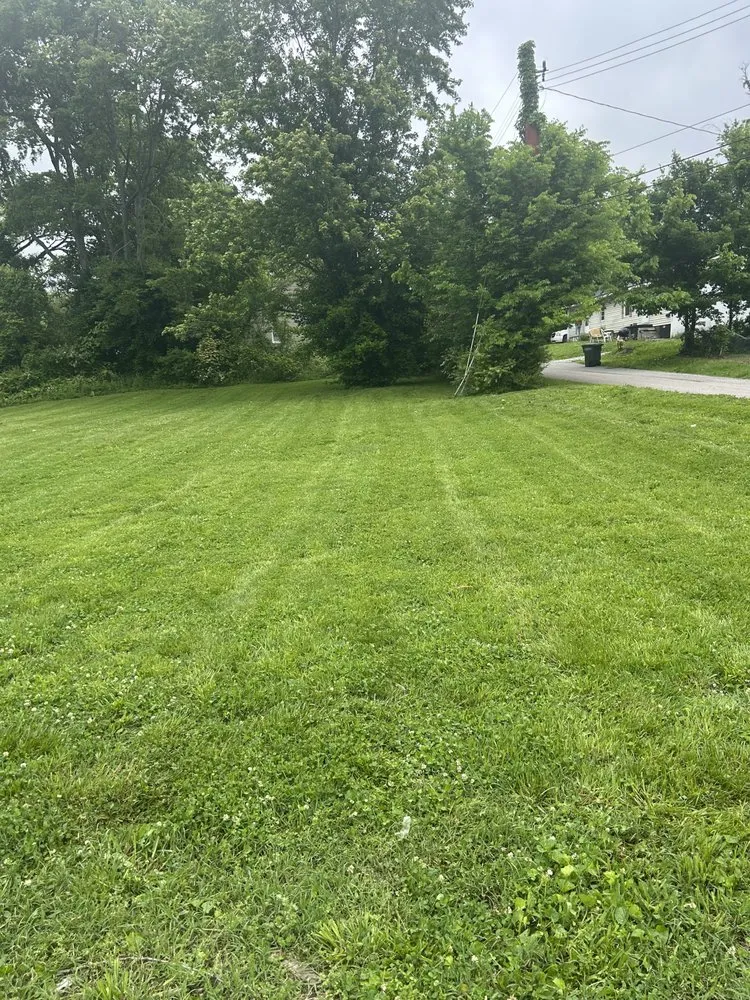 Professional landscape installation experts serving Hopkinsville, KY - SCMC Lawn Services