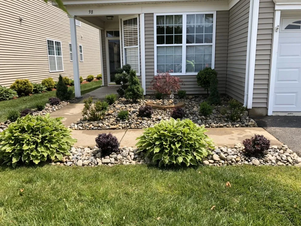 Top-rated garden landscaping experts serving South Brunswick Township, NJ - Scola’s Landscaping & Hardscapes