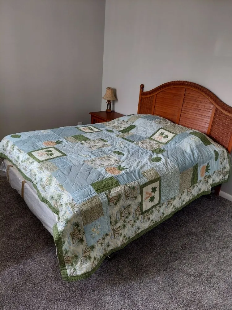 Reliable yard cleanup service in Palmetto, FL by Scott & Son's Handyman & Lawn Service