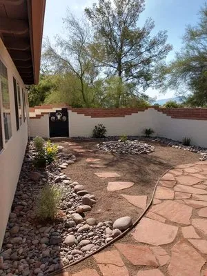 Scott Heyden Landscape Logo