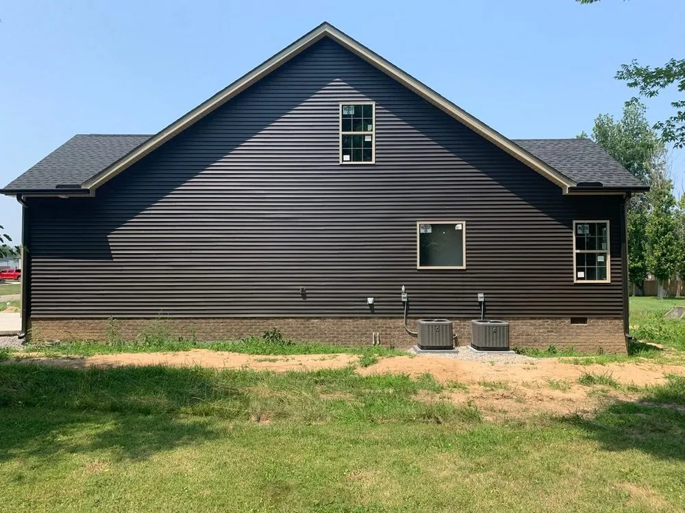 Affordable landscape design in Franklin, KY by Scott Lawn & Landscape