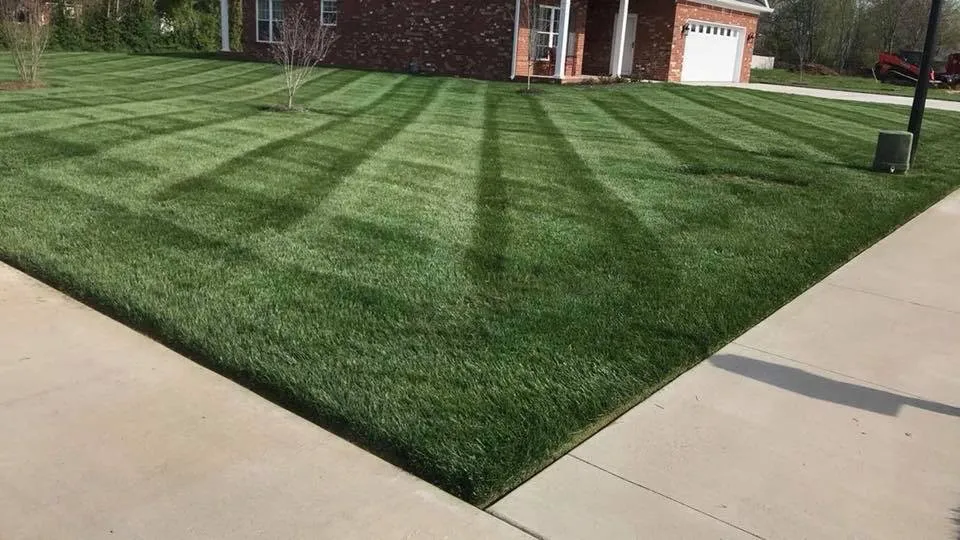 Local garden landscaping in Franklin, KY - Scott Lawn & Landscape