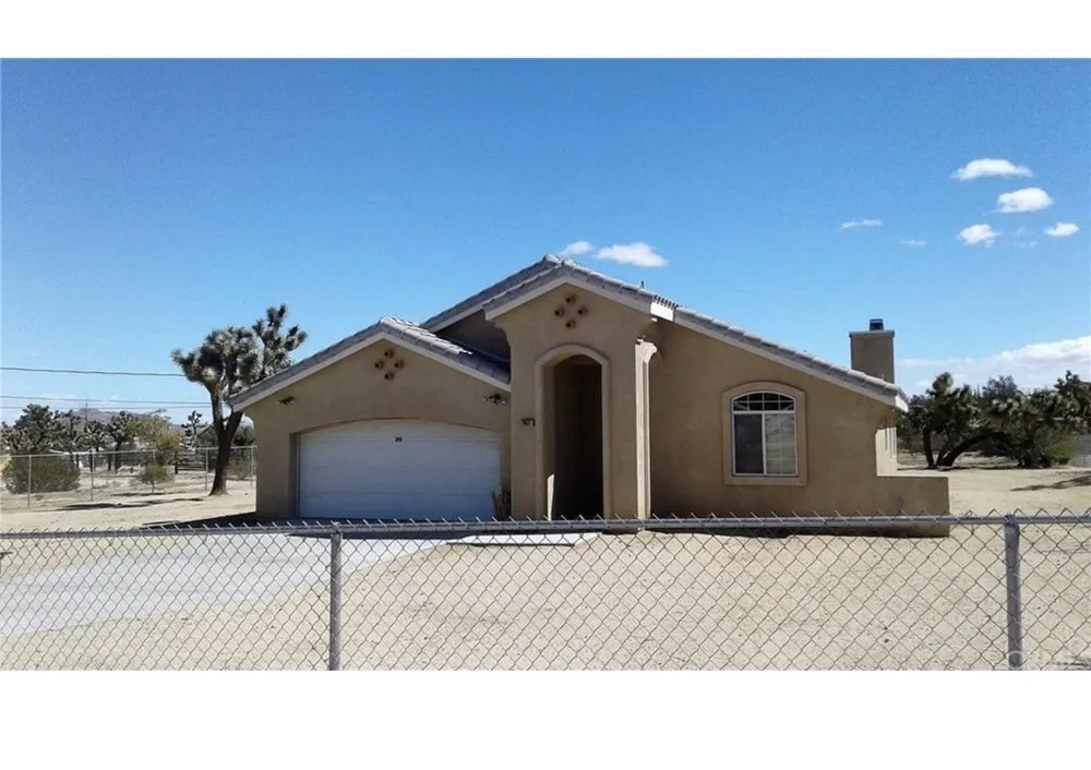 Expert yard maintenance experts serving Yucca Valley, CA - Scott n Family Tree Services & Landscaping