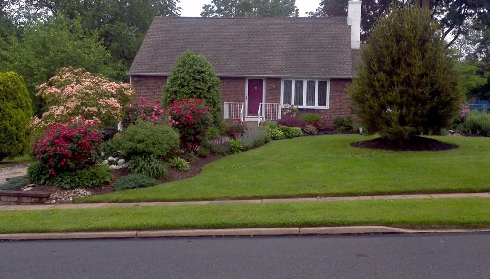 Custom landscape installation in Bensalem, PA - Scott Shablin Landscaping