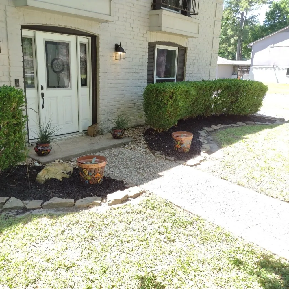 Affordable yard maintenance for outdoor upgrades in Houston, TX by Scotts Do All