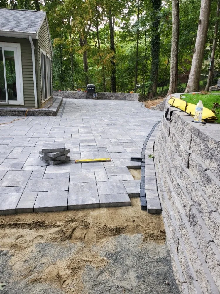 Top-rated landscaping services experts serving New London, CT - Scott's Family Landscaping