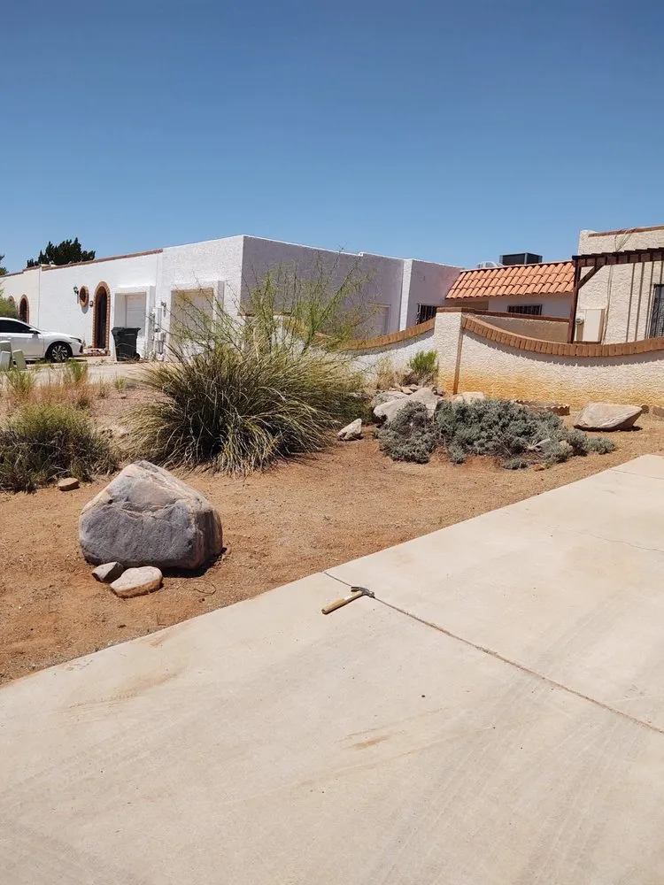 Top-rated lawn mowing service for residential properties across Sierra Vista, AZ - Scott's Handyman Service