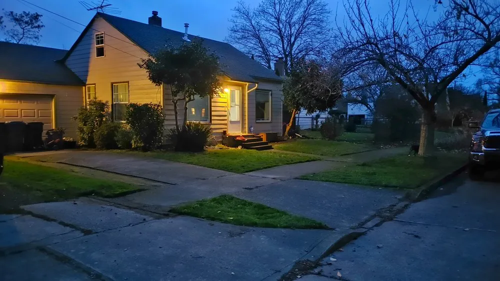 Local lawn mowing service in Woodburn, OR by Scotts Landscape and Pressure Washing