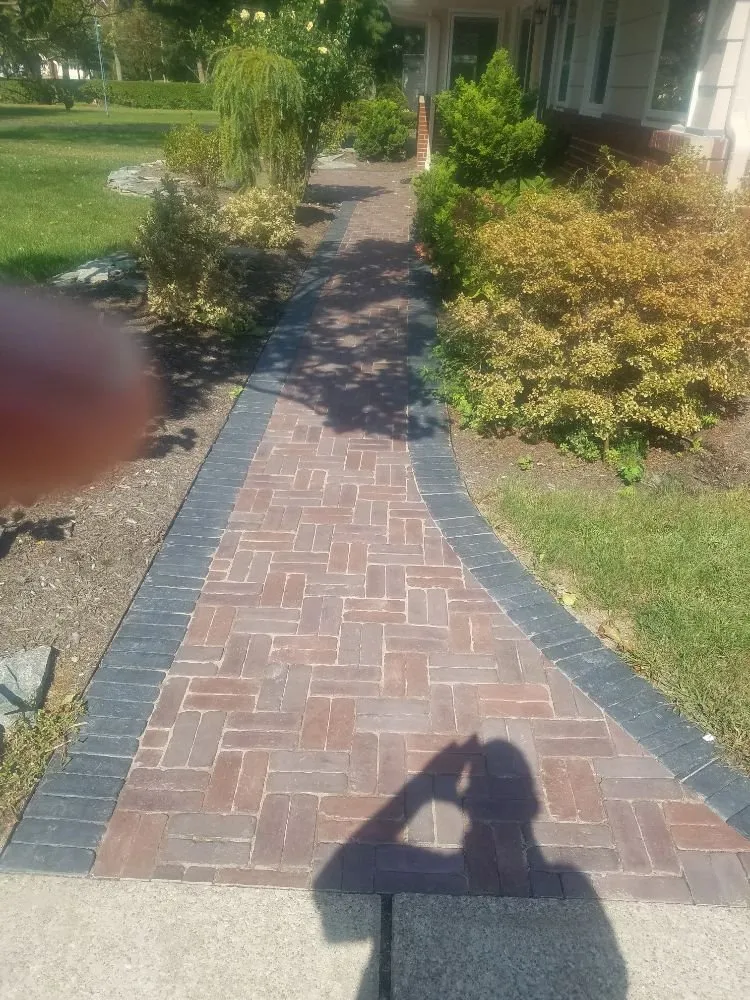 Custom landscape design experts serving Berea, OH - Scott's Landscaping & Snow Plowing