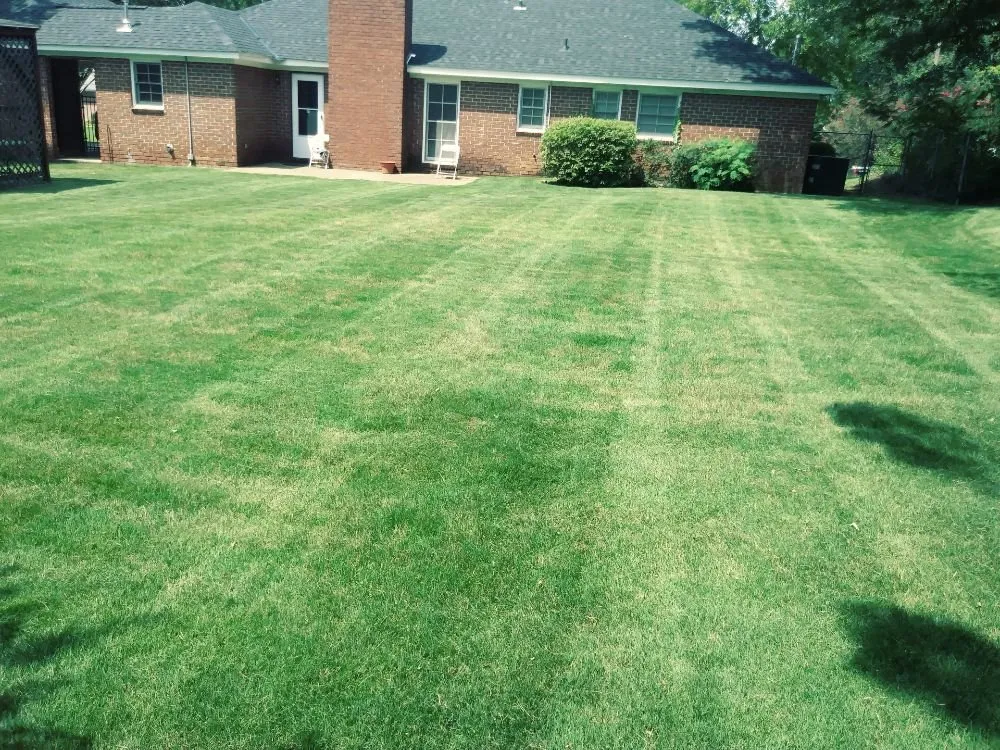 Local garden landscaping for homes in Columbus, GA by Scott's Landscaping Lawncare