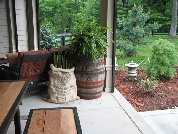 Affordable outdoor landscaping for homes in Louisville, KY by Scott's Landscaping