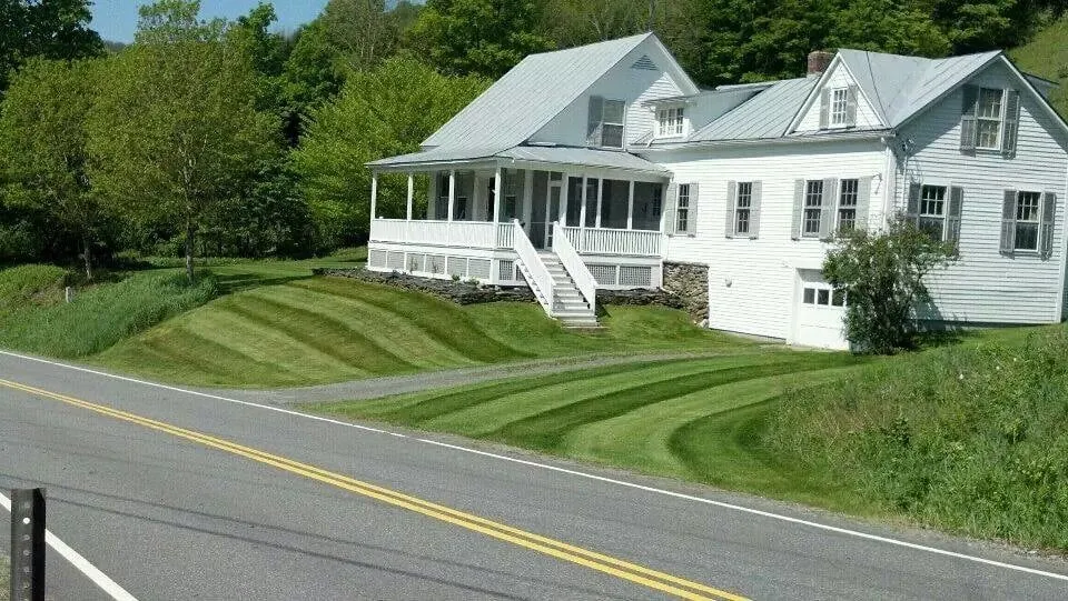 Custom lawn care service in White River Jct, VT - Scott's Lawn and Landscape - White River Junction