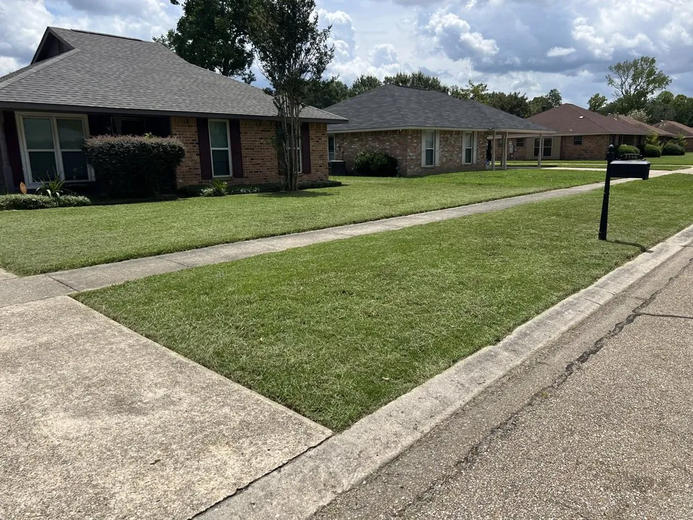 Reliable garden landscaping in Baton Rouge, LA by Scott’s Lawn Service