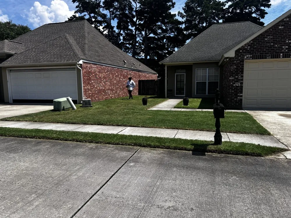 Reliable lawn care service in Baton Rouge, LA by Scott’s Lawn Service