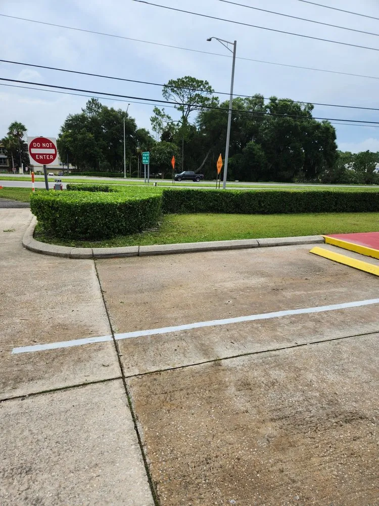 Reliable yard maintenance experts serving Orange City, FL - Scott's Outdoor Solutions