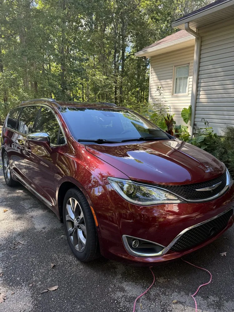 Affordable landscaping services in Nashville, TN by Scott’s Pro Detailing