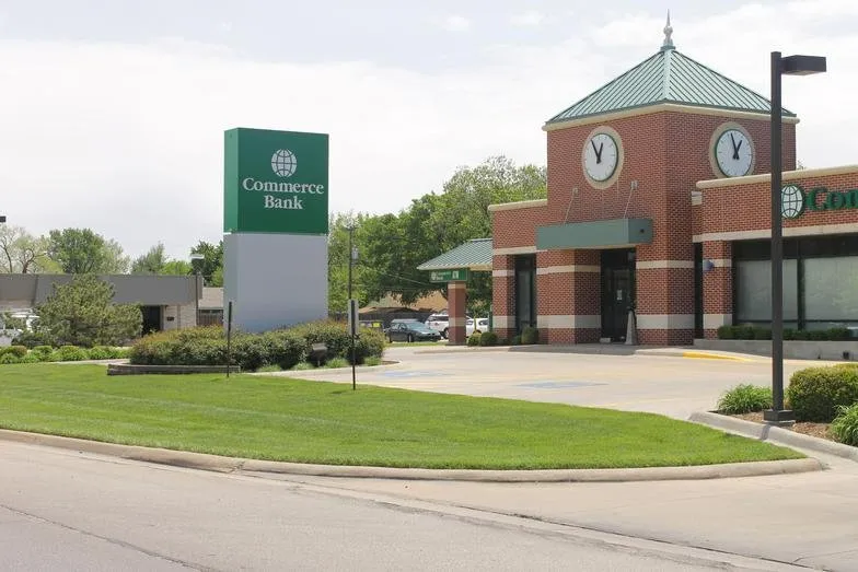 Reliable landscape design for year-round maintenance across Hutchinson, KS - Scott's Professional Landscape